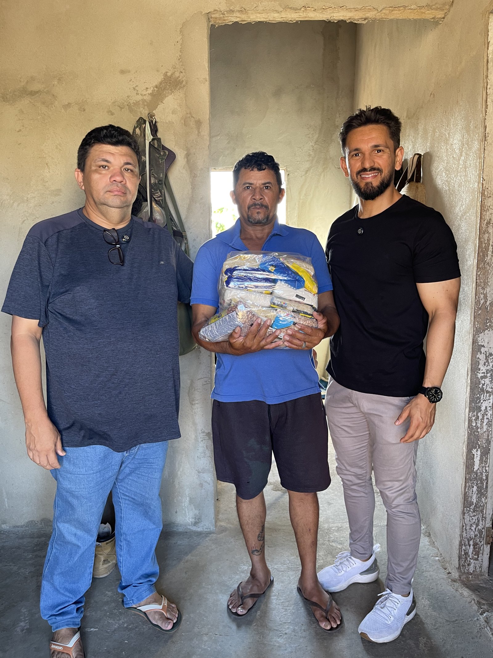 Entrega dos Kits de Alimentos — registro 4